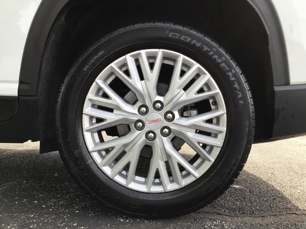 Used 2026 GMC Acadia Elevation w/ Elevation Premium Package FWD image 19