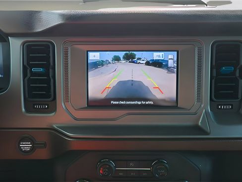 Used 2022 Ford Bronco Outer Banks image 23