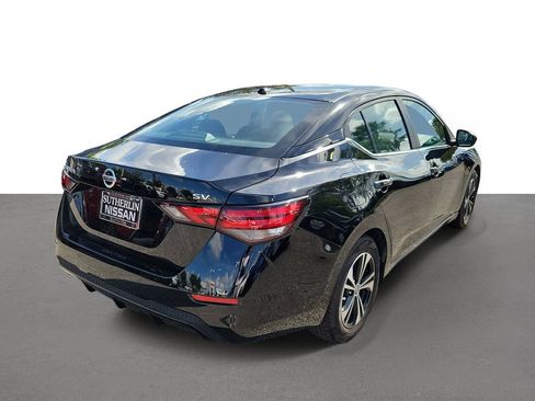 Used 2022 Nissan Sentra SV w/ Lighting Package FWD image 3