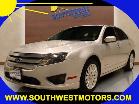 Used 2010 Ford Fusion Hybrid image 1