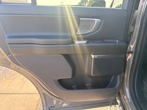 Used 2026 Ford Expedition Tremor AWD/4WD image 9