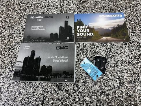 Used 2022 GMC Acadia SLE image 20