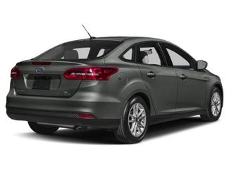 Used 2018 Ford Focus SEL w/ Cold Weather Package FWD video 2