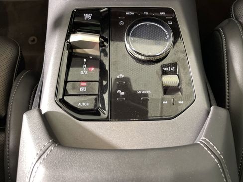 Used 2025 BMW X3 xDrive30i w/ Premium Package image 19