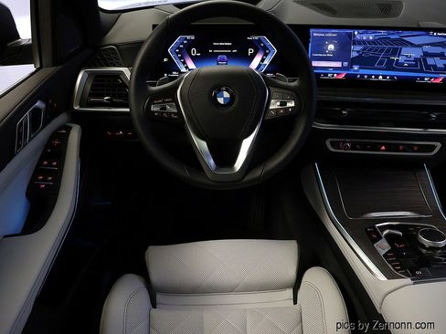 Used 2026 BMW X5 xDrive40i w/ Climate Comfort Package image 15