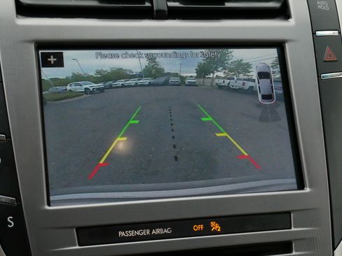 Used 2018 Lincoln MKZ Reserve FWD image 30