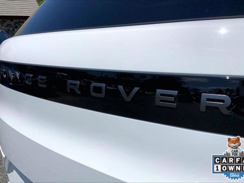 Used 2023 Land Rover Range Rover Sport SE Dynamic AWD/4WD image 10