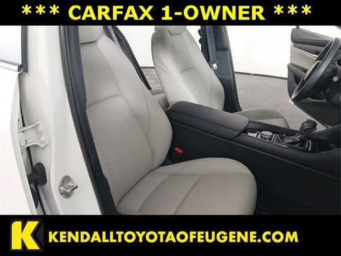 Used 2025 MAZDA MAZDA3 s image 19