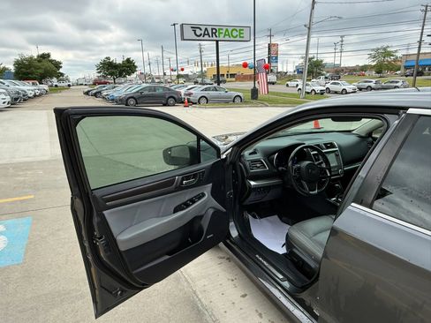 Used 2018 Subaru Legacy 2.5i Limited AWD/4WD image 17