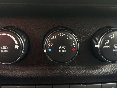 Used 2013 Jeep Wrangler Unlimited Rubicon w/ Dual Top Group AWD/4WD image 29