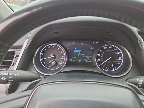 Certified 2023 Toyota Camry SE image 21