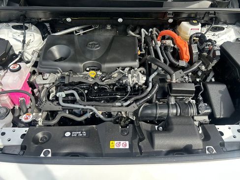 Certified 2023 Toyota RAV4 LE AWD/4WD image 27