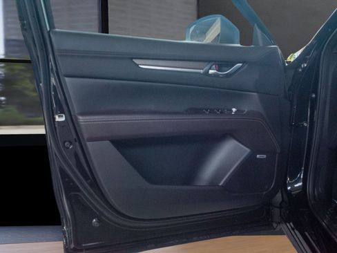 New 2025 MAZDA CX-5 Signature image 14