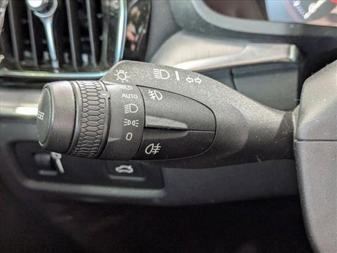 Used 2019 Volvo S60 T6 Momentum AWD/4WD image 7
