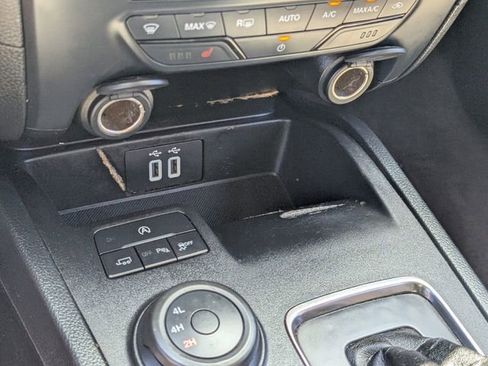 Used 2019 Ford Ranger Lariat w/ Equipment Group 501A Mid image 28