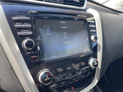 Used 2017 Nissan Murano Platinum w/ Platinum Technology Package AWD/4WD image 13
