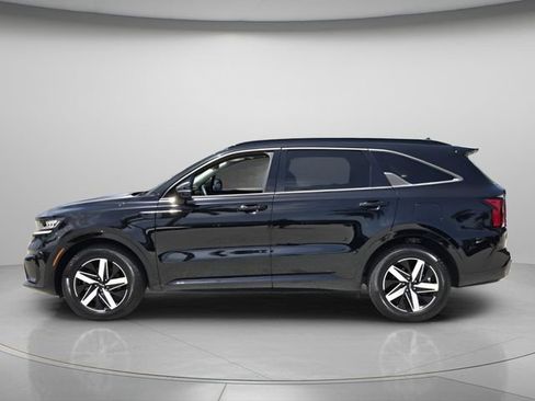 Used 2022 Kia Sorento EX w/ Panoramic Sunroof Package FWD image 3