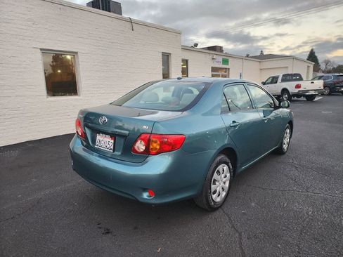 Used 2010 Toyota Corolla LE image 5