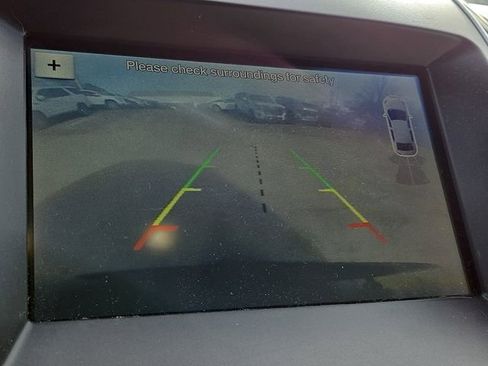 Used 2019 Ford Edge Titanium image 21