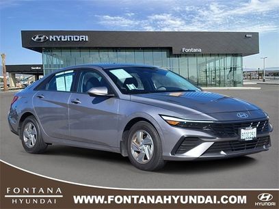 Certified 2025 Hyundai Elantra SE