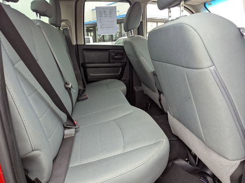 Used 2018 RAM 1500 ST w/ SXT Appearance Group AWD/4WD image 30