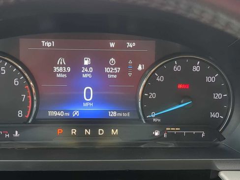 Used 2020 Ford Explorer XLT w/ Equipment Group 202A RWD image 18