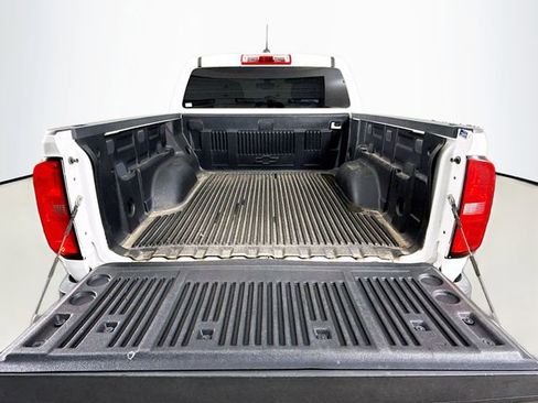 Used 2017 Chevrolet Colorado LT image 25