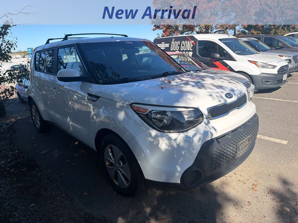 Used 2016 Kia Soul FWD image 2