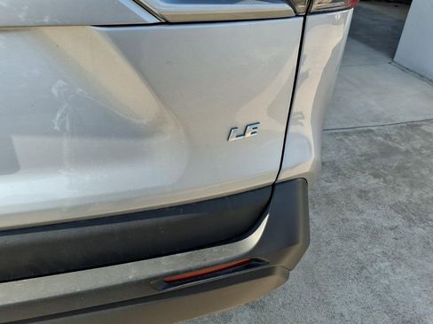 Used 2023 Toyota RAV4 LE FWD image 5