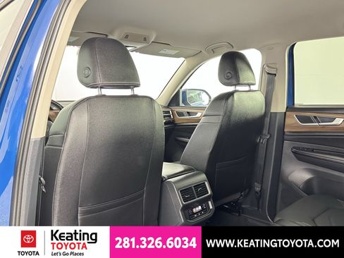 Used 2026 Volkswagen Atlas SE AWD/4WD image 16
