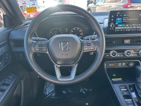 Certified 2025 Honda CR-V Sport-L image 17