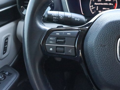 Used 2024 Honda Pilot Touring image 34