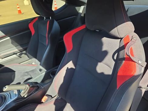 Used 2015 Scion FR-S RWD image 36
