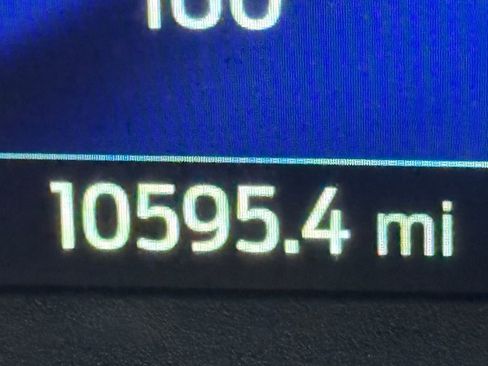 Used 2022 Ford Escape Titanium w/ Class II Trailer Tow Package image 11