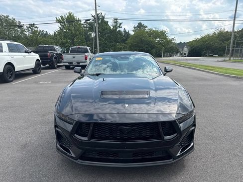 Used 2025 Ford Mustang GT RWD image 3