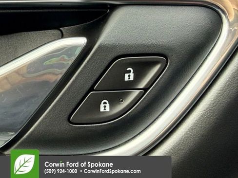 Used 2021 Chevrolet Suburban LS w/ Driver Alert Package image 19