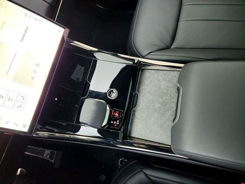 Used 2025 Land Rover Range Rover Sport Dynamic SE image 22