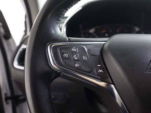 Used 2023 Chevrolet Equinox LT image 41