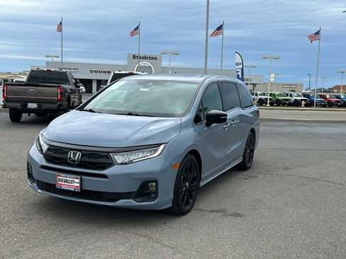 Used 2025 Honda Odyssey Sport-L image 8