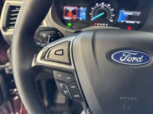 Used 2024 Ford Edge ST-Line w/ Class II Trailer Tow Package AWD/4WD image 19
