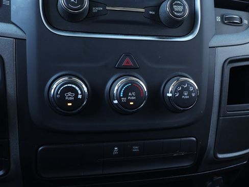 Used 2020 RAM 1500 Express w/ Express Value Package AWD/4WD image 18