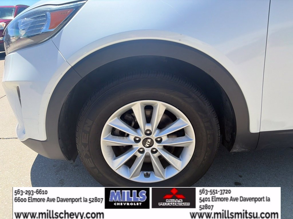 Used 2020 Kia Sorento FWD V6 image 9