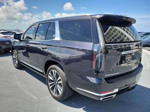 Used 2025 Cadillac Escalade Premium Luxury w/ Touring Package AWD/4WD image 4