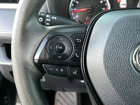 Used 2021 Toyota RAV4 LE w/ Carpet Mat Package (TMS) image 9