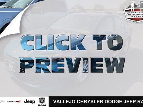 Used 2025 Toyota Camry LE image 1