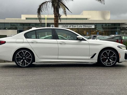 Used 2021 BMW 540i w/ M Sport Package image 2