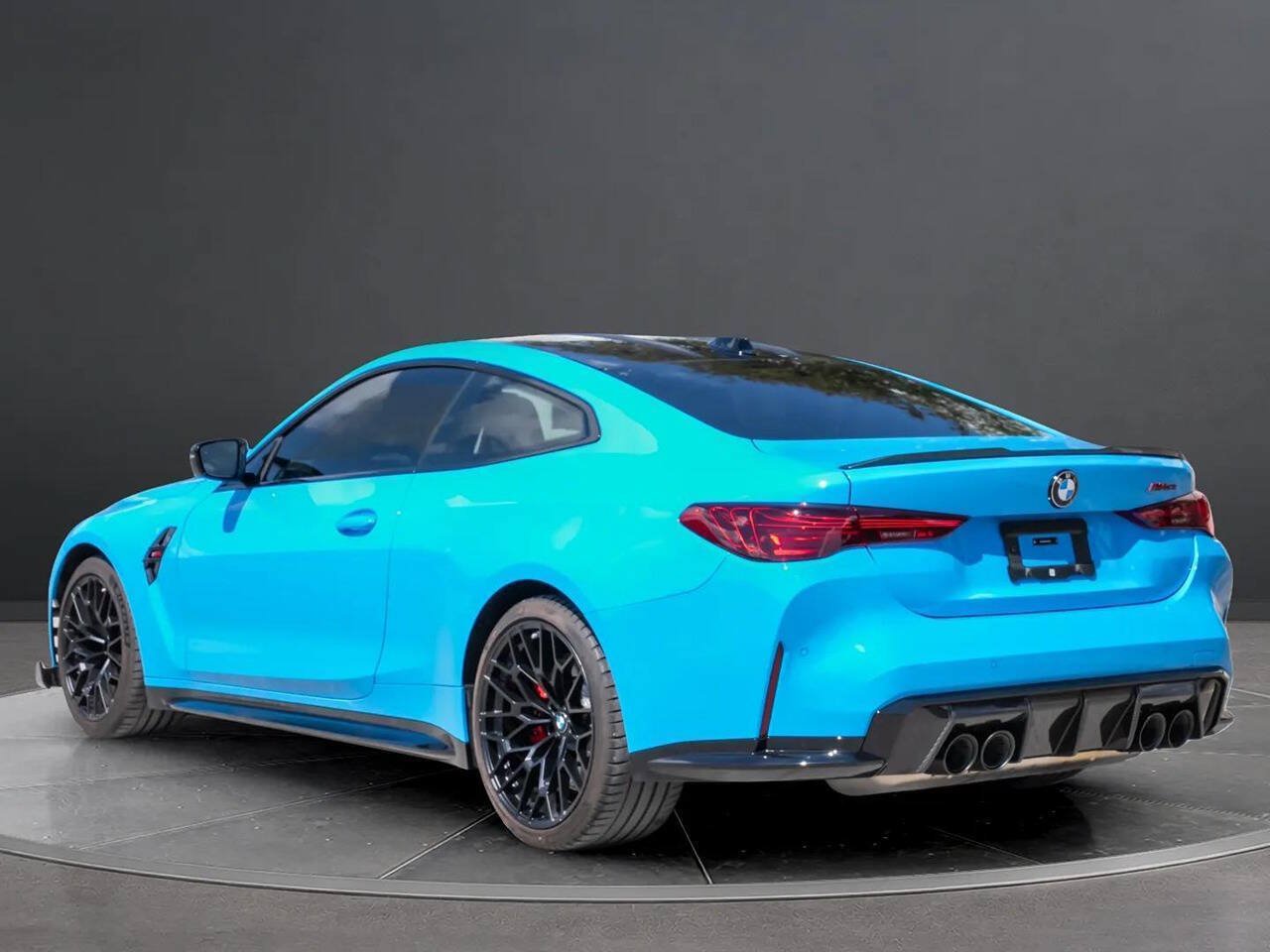 Used 2025 BMW M4 CS AWD/4WD image 3