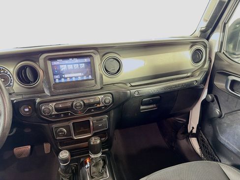 Used 2023 Jeep Wrangler Unlimited Sport AWD/4WD image 24