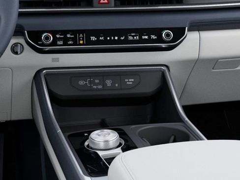 New 2025 Kia Carnival EX image 28