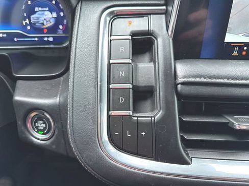 Used 2024 Chevrolet Suburban High Country w/ Advanced Technology Package AWD/4WD image 16